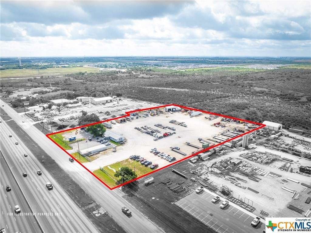 5.491 Acres of Improved Commercial Land for Sale in New Braunfels, Texas