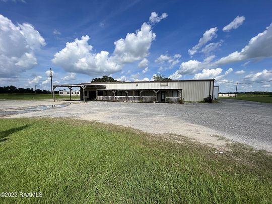 4.6 Acres of Improved Commercial Land for Sale in St. Martinville, Louisiana