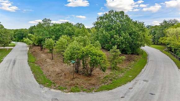 1.51 Acres of Residential Land for Sale in Stephenville, Texas