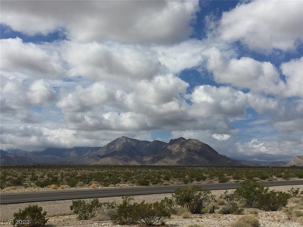 5 Acres of Land for Sale in Las Vegas, Nevada