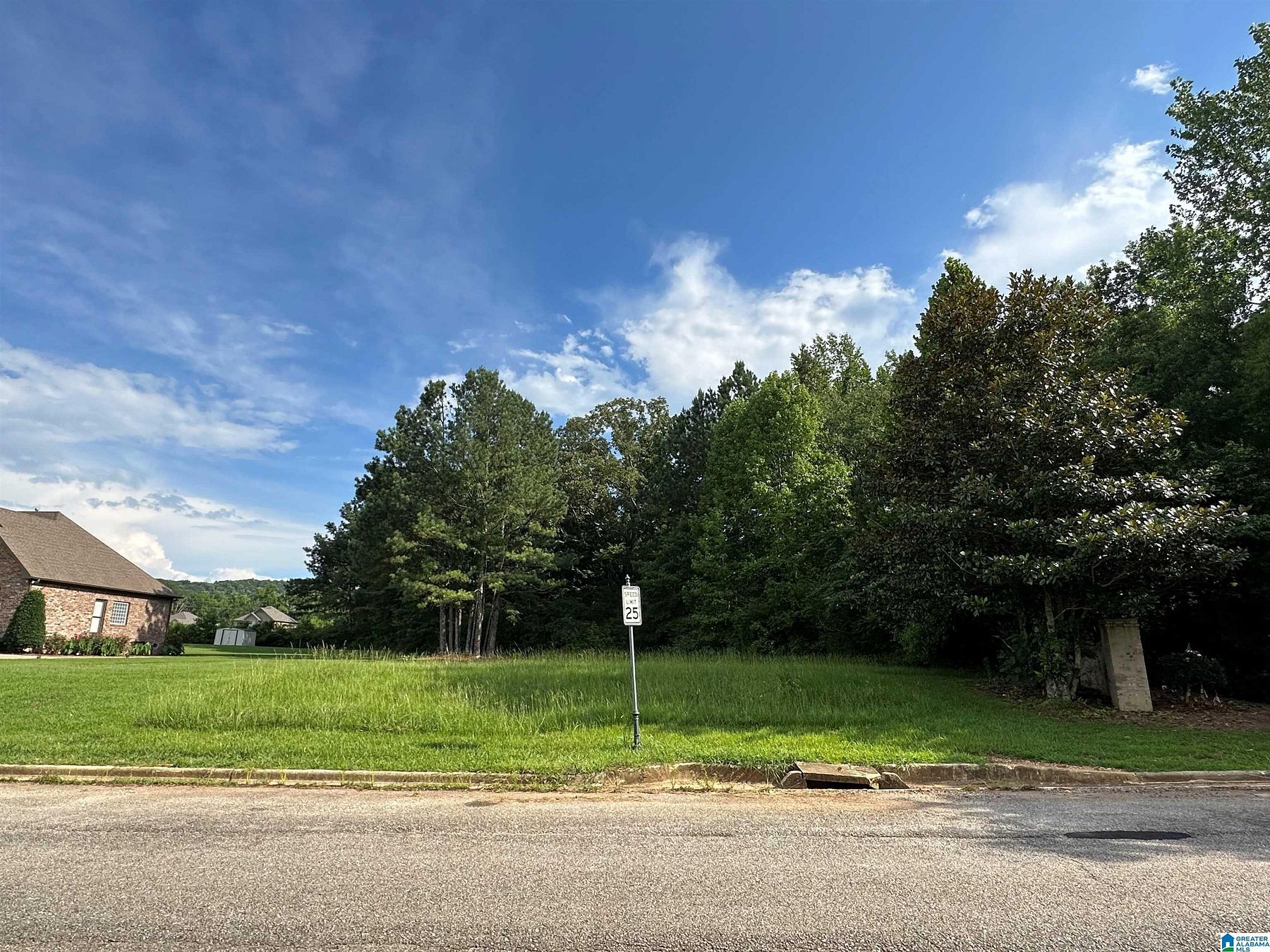 0.87 Acres of Residential Land for Sale in Pinson, Alabama