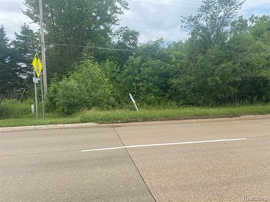 1 Acre of Commercial Land for Sale in Flint, Michigan