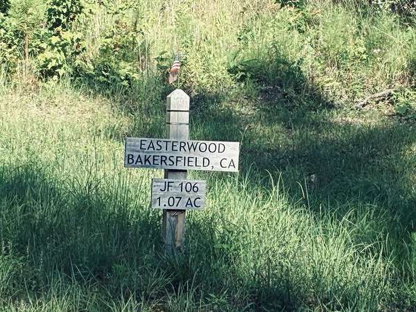 1 Acre of Residential Land for Sale in Jasper, Tennessee
