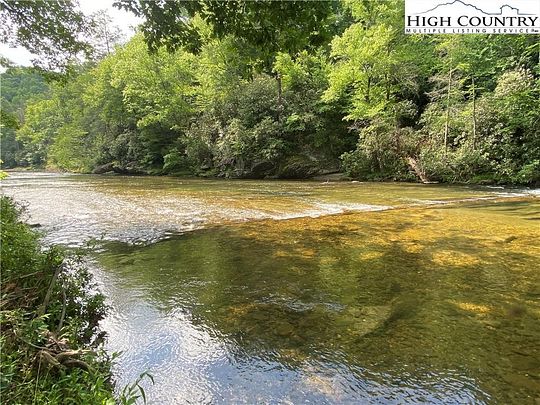 3 Acres of Residential Land for Sale in Green Mountain, North Carolina