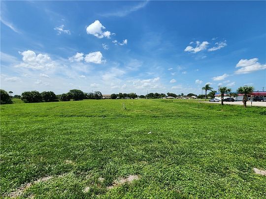 3.1 Acres of Commercial Land for Sale in Moore Haven, Florida