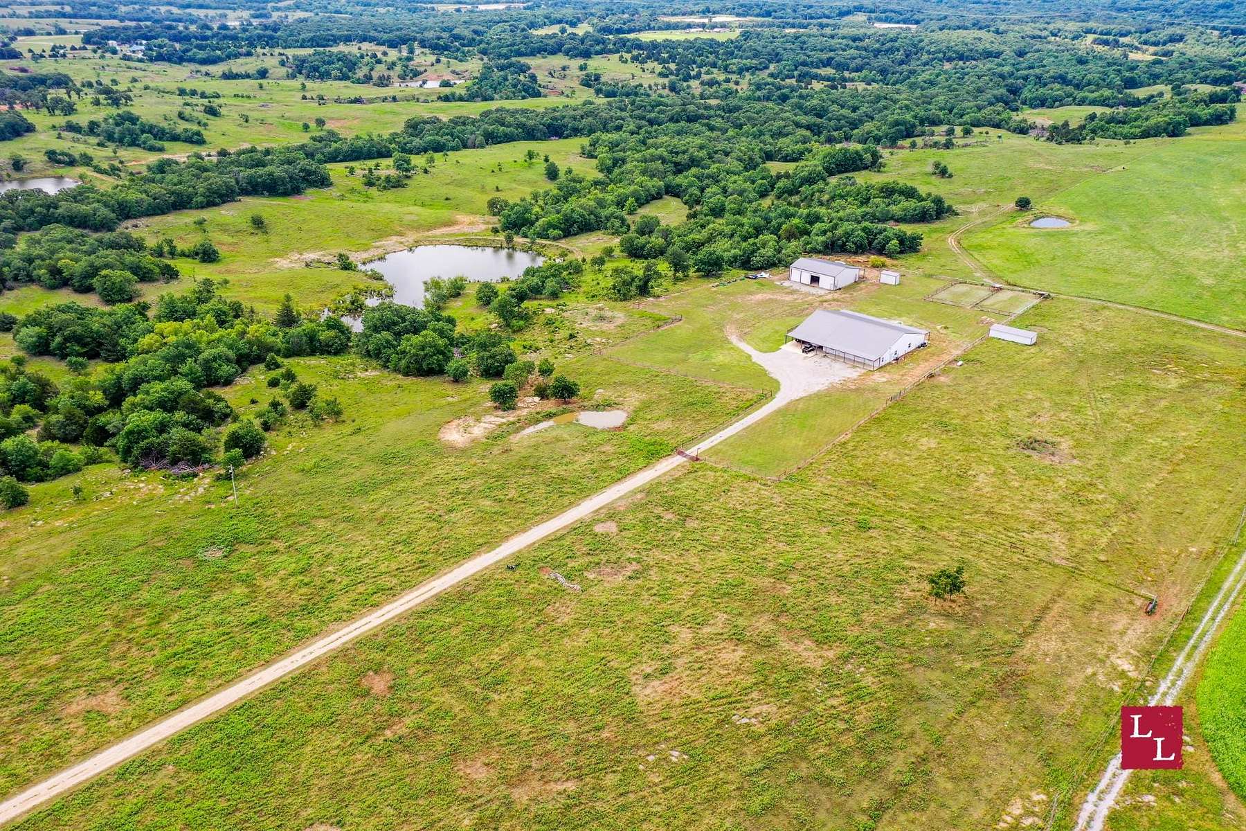 24 Acres of Land with Home for Sale in Ardmore, Oklahoma