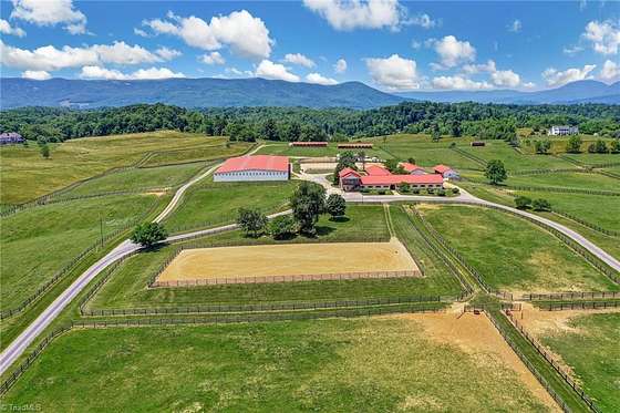 130 Acres of Agricultural Land with Home for Sale in Natural Bridge, Virginia