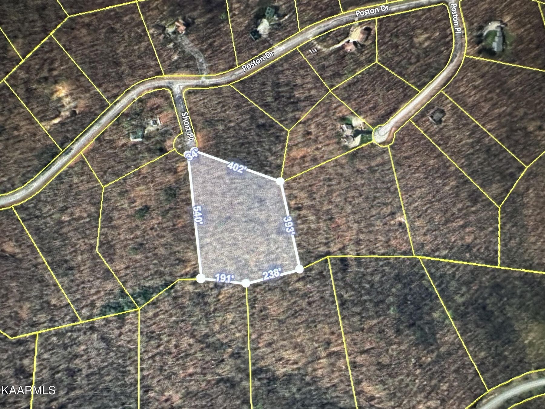4.9 Acres of Residential Land for Sale in Monterey, Tennessee