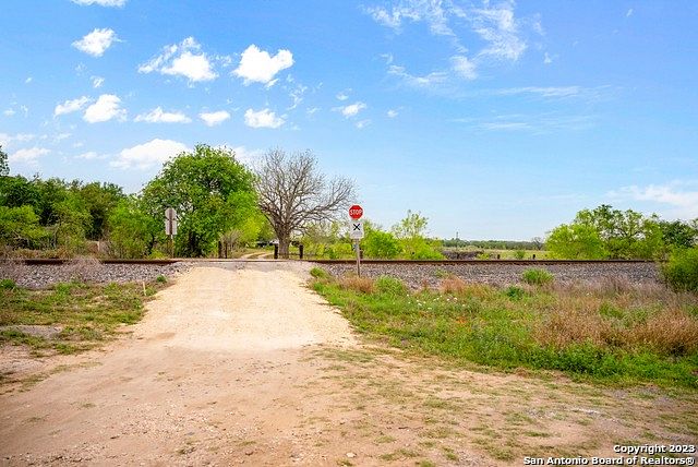 24 Acres of Land for Sale in Devine, Texas
