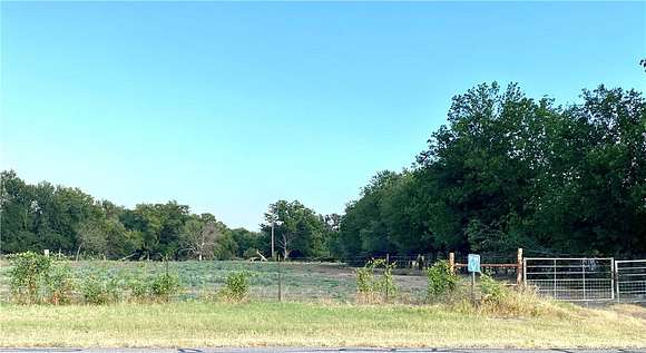 18.5 Acres of Land for Sale in Waco, Texas