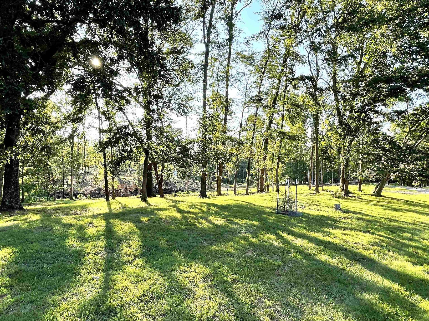 2.2 Acres of Residential Land for Sale in Florence, Alabama