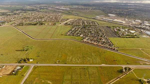 15 Acres of Mixed-Use Land for Sale in Fresno, California