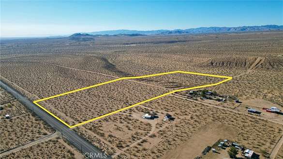 16.9 Acres of Land for Sale in Landers, California