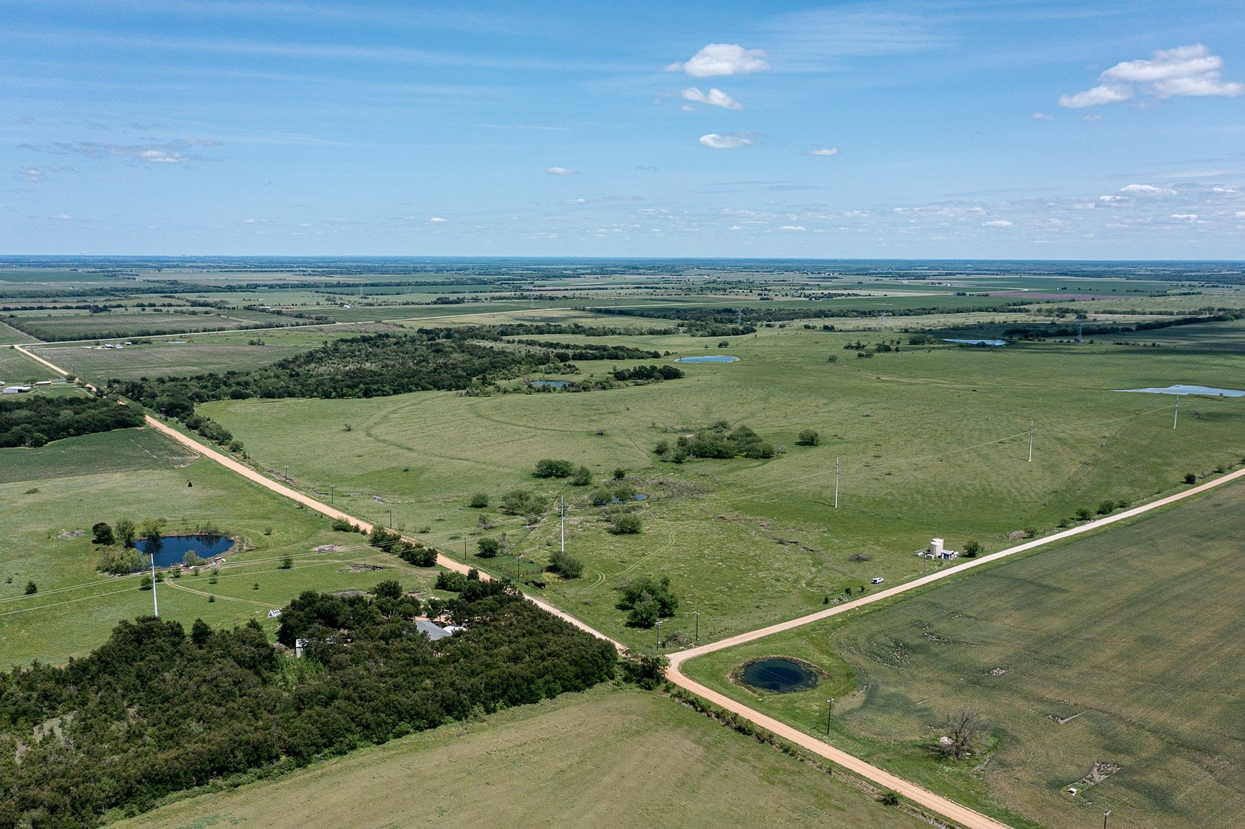 96 Acres of Land for Sale in Burlington, Texas