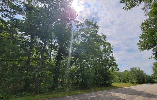 11.4 Acres of Land for Sale in Egg Harbor, Wisconsin
