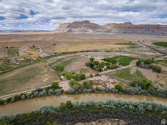 12 Acres of Recreational Land for Sale in Green River, Utah