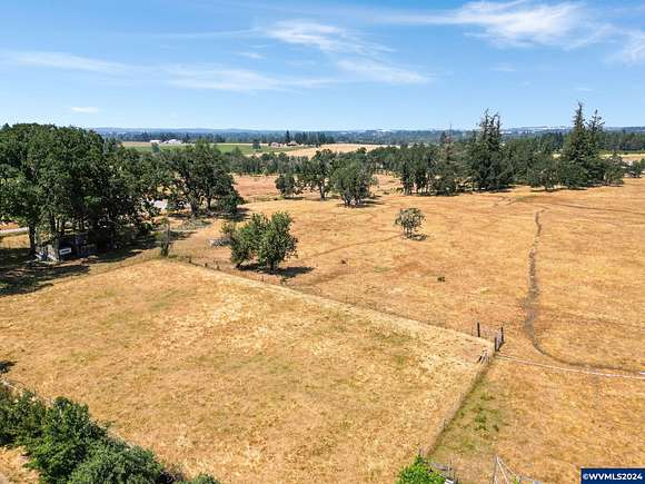 160 Acres of Land with Home for Sale in Scio, Oregon