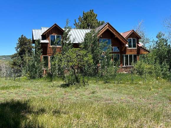240 Acres of Land with Home for Sale in Ridgway, Colorado