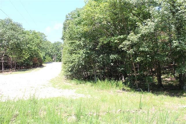 7.5 Acres of Residential Land for Sale in Hulbert, Oklahoma