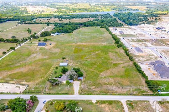 11.9 Acres of Mixed-Use Land for Sale in Midlothian, Texas