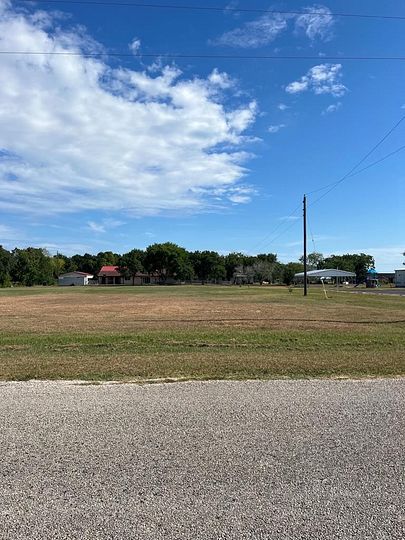1 Acre of Mixed-Use Land for Sale in Palacios, Texas