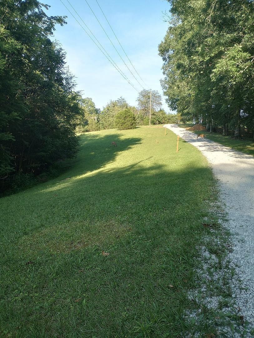 3 Acres of Residential Land for Sale in Monticello, Kentucky