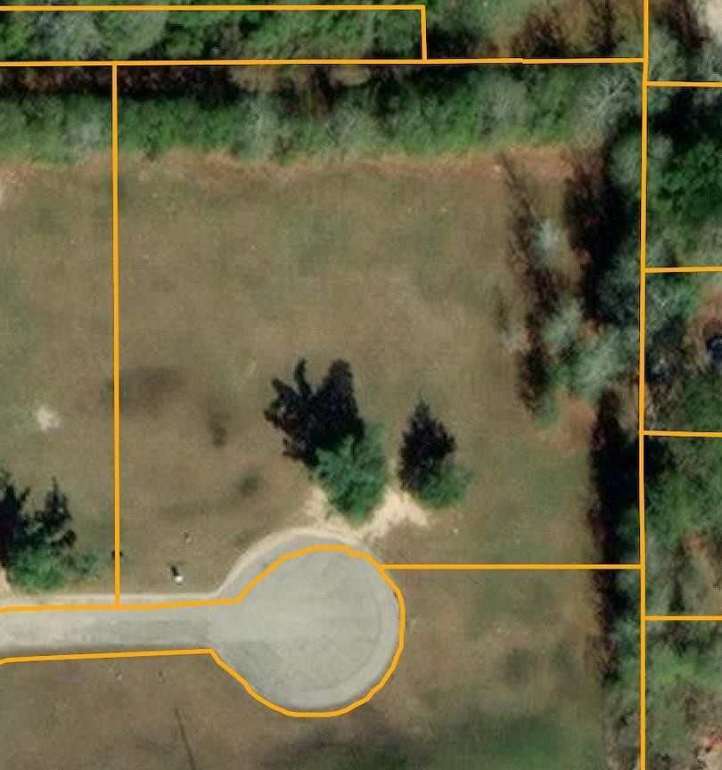 1.6 Acres of Commercial Land for Sale in Picayune, Mississippi