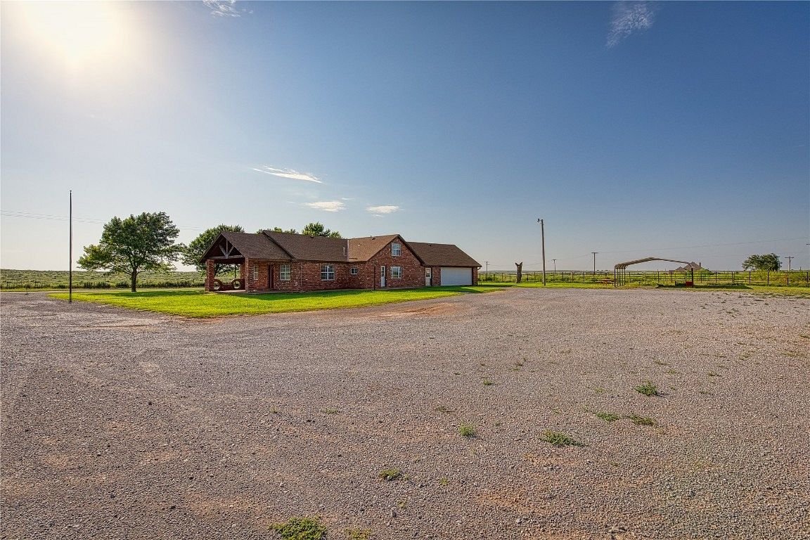 4 Acres of Residential Land with Home for Sale in Hammon, Oklahoma
