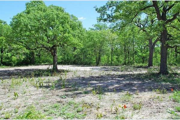 2 Acres of Residential Land for Sale in Stephenville, Texas