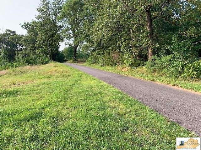 27.4 Acres of Recreational Land & Farm for Sale in Tompkinsville, Kentucky