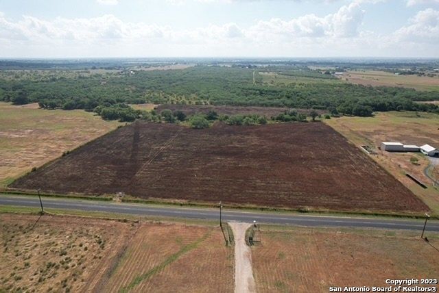 17 Acres of Land for Sale in Adkins, Texas