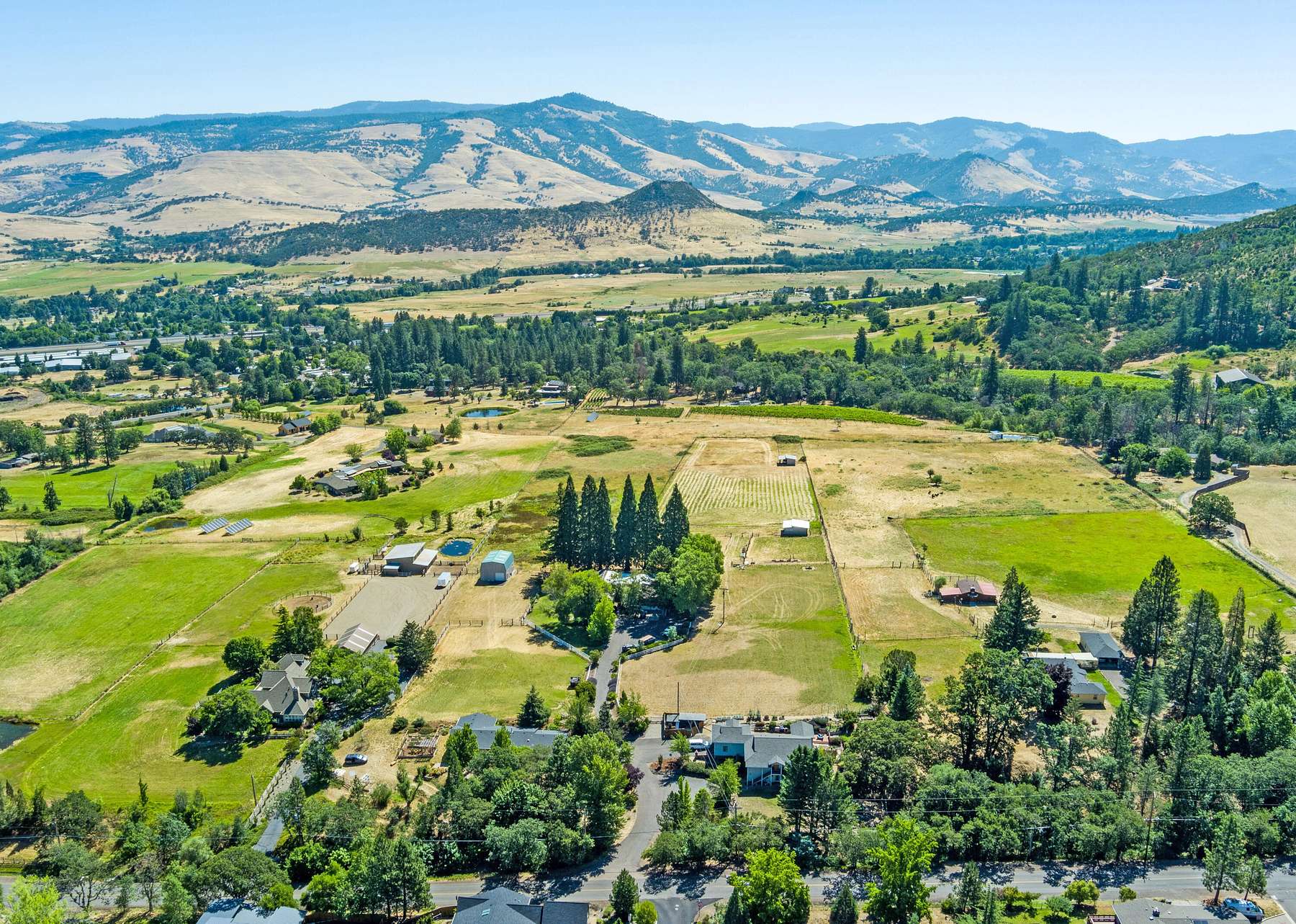 9.3 Acres of Residential Land with Home for Sale in Ashland, Oregon