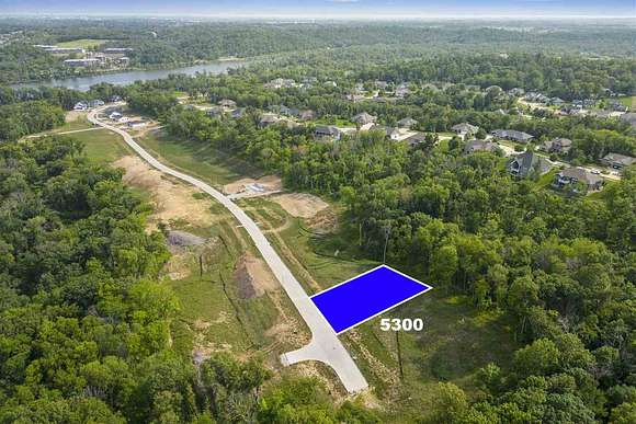 0.76 Acres of Residential Land for Sale in Cedar Rapids, Iowa
