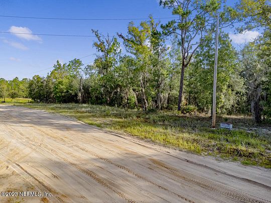 7.3 Acres of Land for Sale in Keystone Heights, Florida