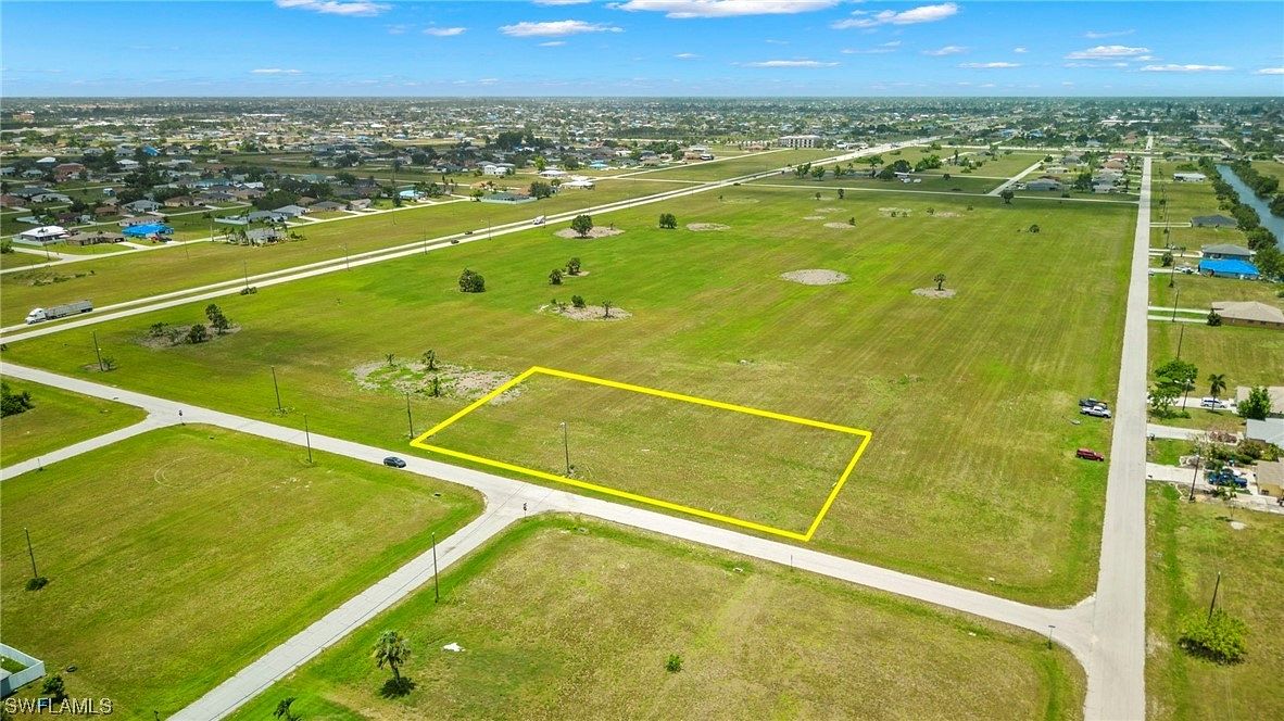 0.356 Acres of Mixed-Use Land for Sale in Cape Coral, Florida