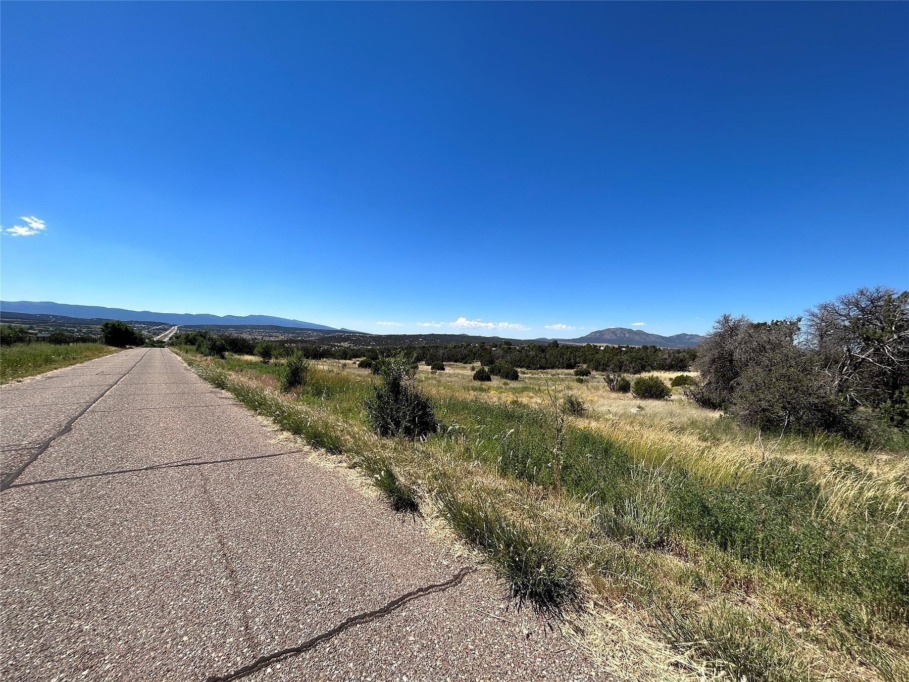 1.1 Acres of Commercial Land for Sale in Edgewood, New Mexico