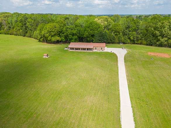 10.1 Acres of Land with Home for Sale in Monticello, Georgia