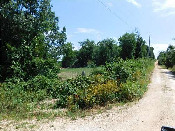 5 Acres of Commercial Land for Sale in Prairie Grove, Arkansas