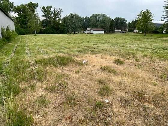 1.3 Acres of Commercial Land for Sale in Marshfield, Wisconsin