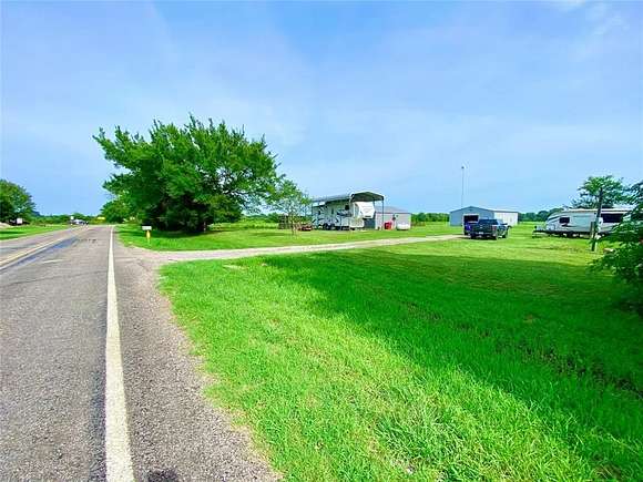 6.215 Acres of Residential Land for Sale in Ravenna, Texas