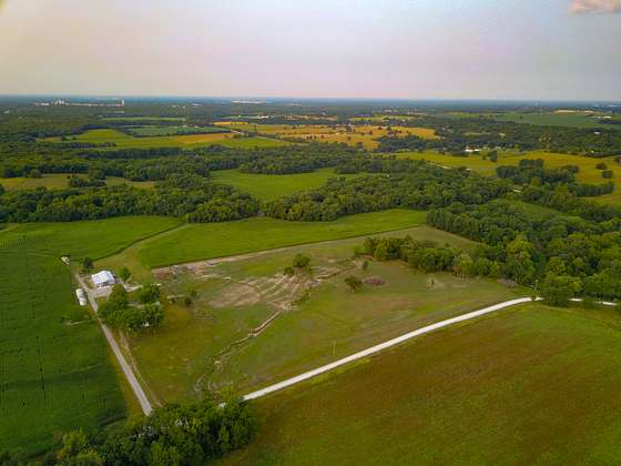 135 Acres of Land for Sale in Mexico, Missouri