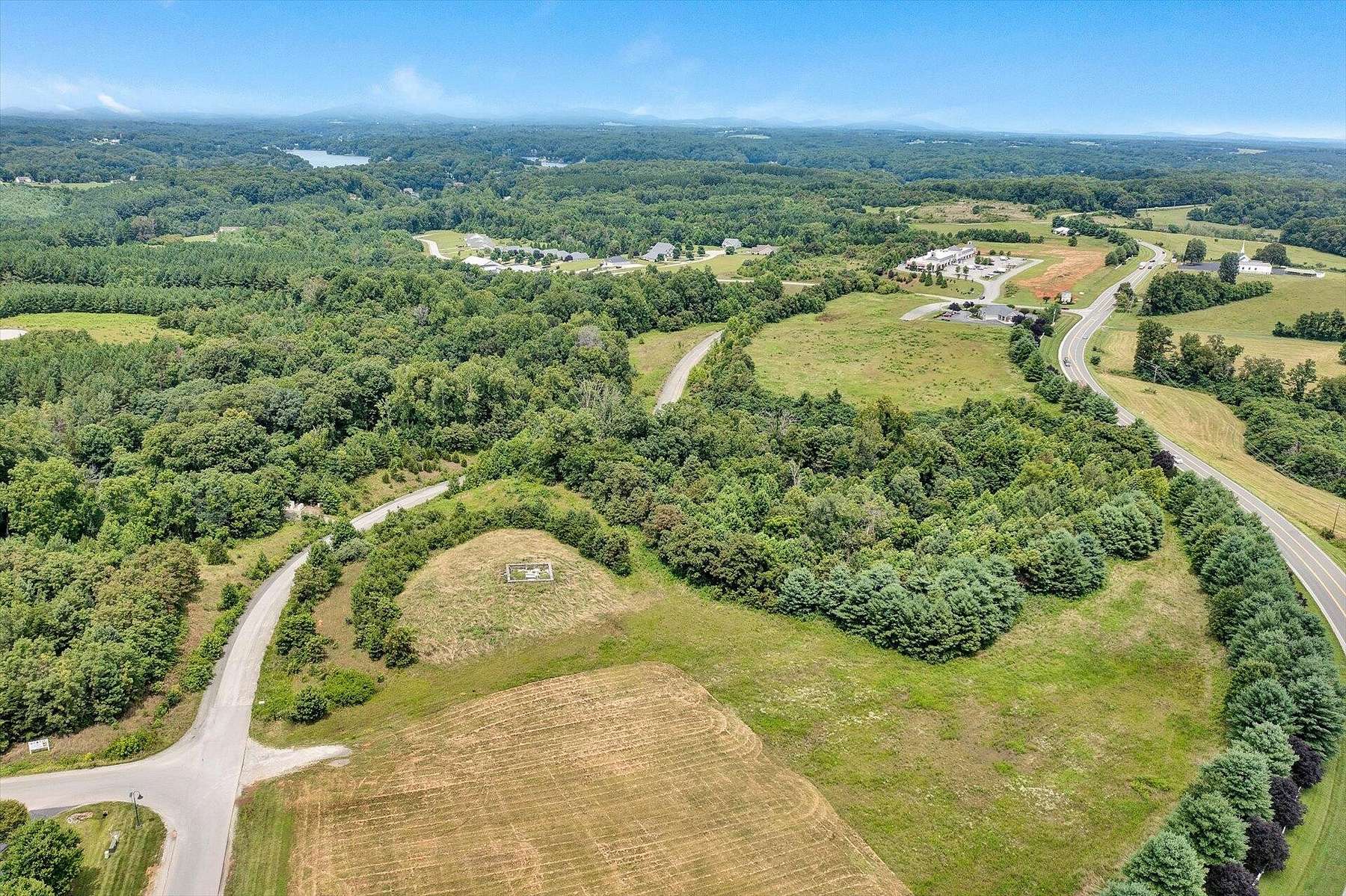 20.5 Acres of Land for Sale in Moneta, Virginia