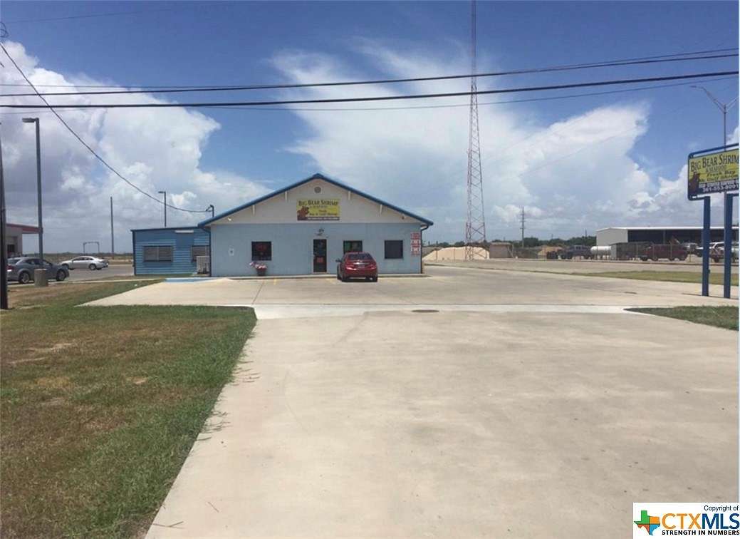 3.736 Acres of Improved Commercial Land for Sale in Port Lavaca, Texas