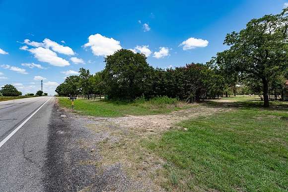 0.99 Acres of Residential Land for Sale in Fayetteville, Texas