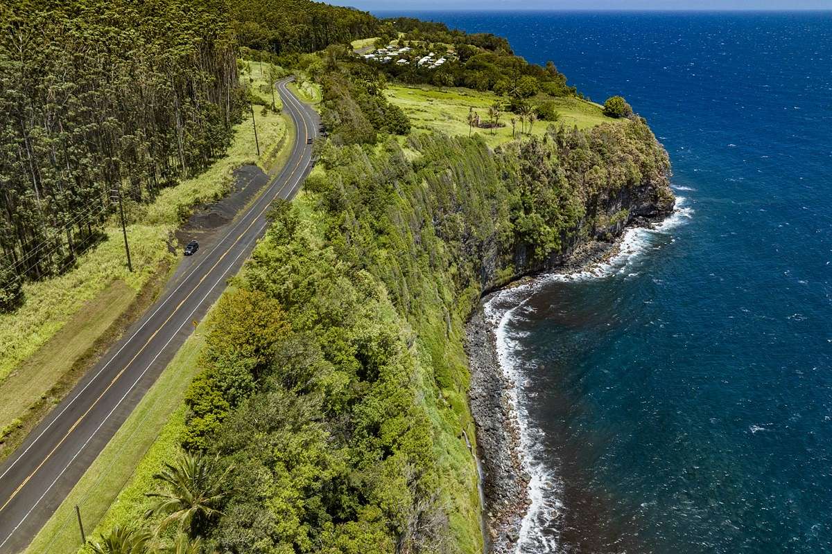 2.9 Acres of Land for Sale in Laupahoehoe, Hawaii