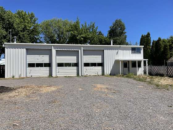 0.36 Acres of Commercial Land for Sale in Klamath Falls, Oregon