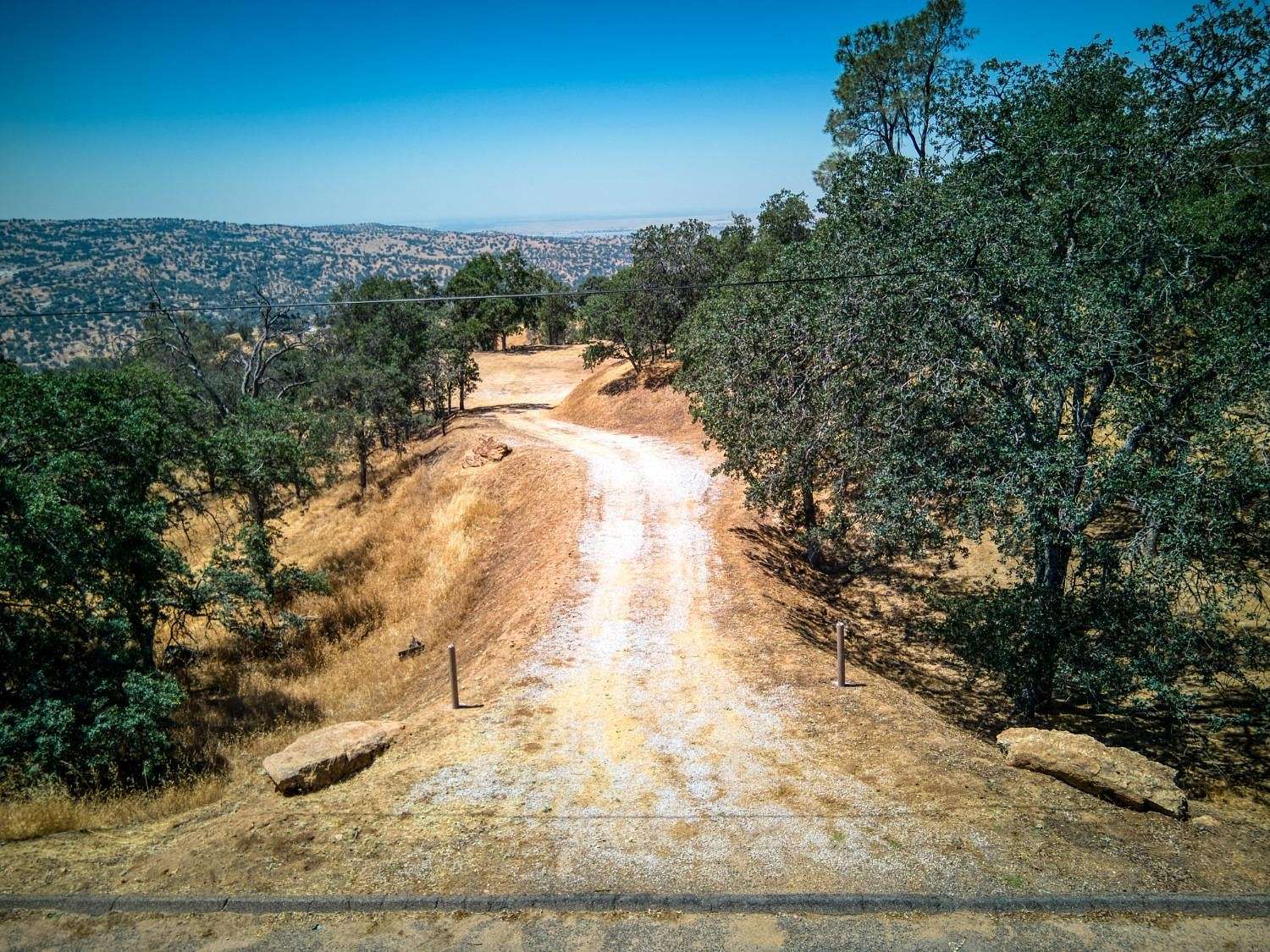 3.6 Acres of Residential Land for Sale in Coarsegold, California