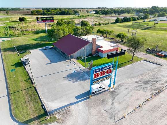 6.6 Acres of Improved Commercial Land for Sale in Abbott, Texas