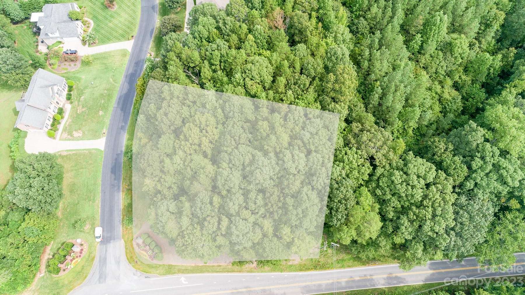 1 Acre of Residential Land for Sale in Davidson, North Carolina