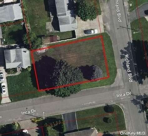 0.13 Acres of Residential Land for Sale in Islip, New York